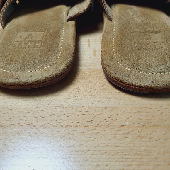 Frye Distressed Leather Buckle Sandals Size 11D - Picture 7 of 14